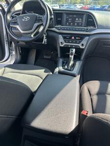 2018 Hyundai ELANTRA Limited   - Photo 19 - Langley, BC V3A 4H1