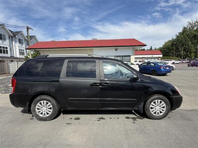 2014 Kia Sedona LX   - Photo 3 - Langley, BC V3A 4H1