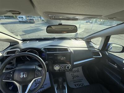 2016 Honda Fit LX   - Photo 8 - Langley, BC V3A 4H1