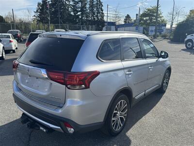 2016 Mitsubishi Outlander SE   - Photo 8 - Langley, BC V3A 4H1