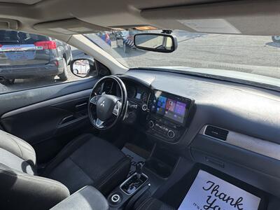 2016 Mitsubishi Outlander SE   - Photo 14 - Langley, BC V3A 4H1