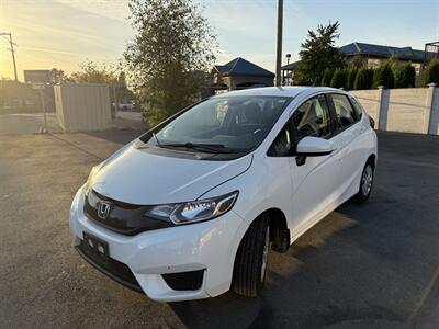 2017 Honda Fit LX   - Photo 15 - Langley, BC V3A 4H1