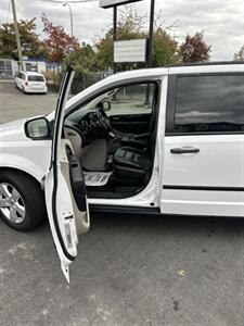 2015 Dodge Grand Caravan SE   - Photo 32 - Langley, BC V3A 4H1