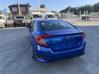 2017 Honda Civic LX - Photo 6 - Langley, BC V3A 4H1
