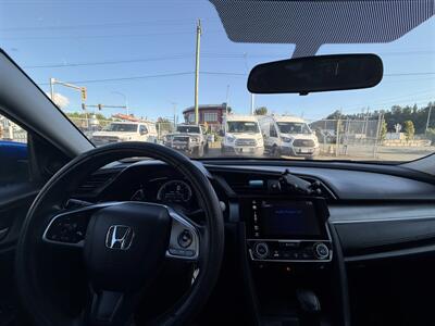 2017 Honda Civic LX - Photo 15 - Langley, BC V3A 4H1