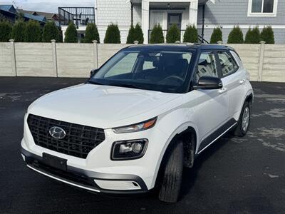 2023 Hyundai VENUE SE   - Photo 2 - Langley, BC V3A 4H1