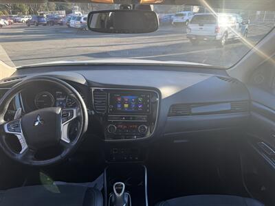 2019 Mitsubishi Outlander PHEV SEL   - Photo 12 - Langley, BC V3A 4H1