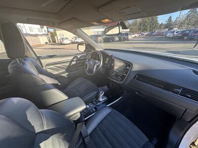 2019 Mitsubishi Outlander PHEV SEL   - Photo 13 - Langley, BC V3A 4H1