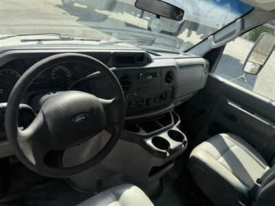 2017 Ford E-450 SD   - Photo 10 - Langley, BC V3A 4H1