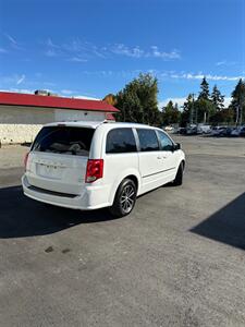 2015 Dodge Grand Caravan Crew   - Photo 5 - Langley, BC V3A 4H1