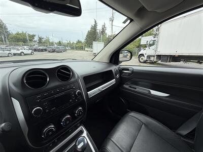 2017 Jeep Compass Sport   - Photo 13 - Langley, BC V3A 4H1