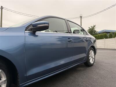 2017 Volkswagen Jetta 1.4T Wolfsburg Edition   - Photo 4 - Langley, BC V3A 4H1