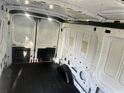 2017 Ford Transit 350 - Photo 28 - Langley, BC V3A 4H1