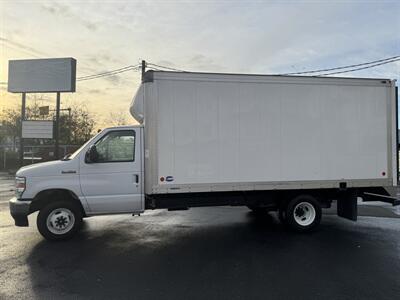 2022 Ford E450   - Photo 13 - Langley, BC V3A 4H1