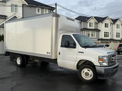 2022 Ford E450   - Photo 2 - Langley, BC V3A 4H1