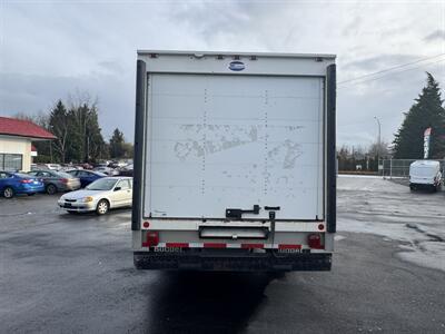 2022 Ford E450   - Photo 6 - Langley, BC V3A 4H1