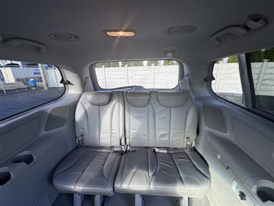 2007 Hyundai Entourage GLS   - Photo 16 - Langley, BC V3A 4H1