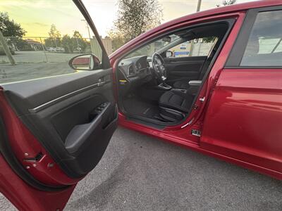 2017 Hyundai Elantra GL   - Photo 12 - Langley, BC V3A 4H1