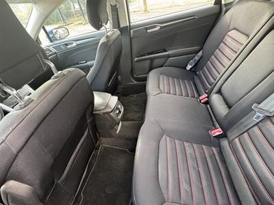 2014 Ford Fusion Hybrid SE   - Photo 20 - Langley, BC V3A 4H1