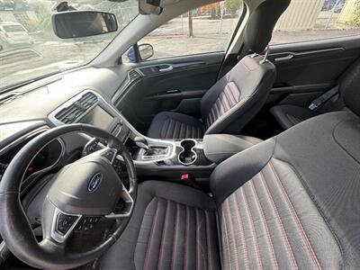 2014 Ford Fusion Hybrid SE   - Photo 19 - Langley, BC V3A 4H1