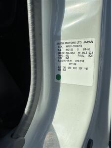 2004 Isuzu Elf Truck   - Photo 15 - Langley, BC V3A 4H1