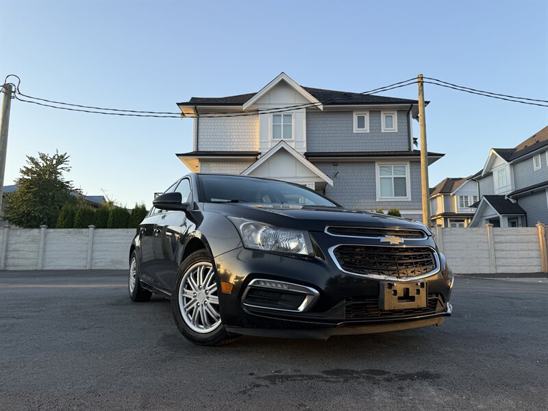 2015 Chevrolet Cruze 1LT Auto   - Photo 1 - Langley, BC V3A 4H1