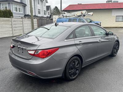 2012 Hyundai SONATA Limited   - Photo 5 - Langley, BC V3A 4H1