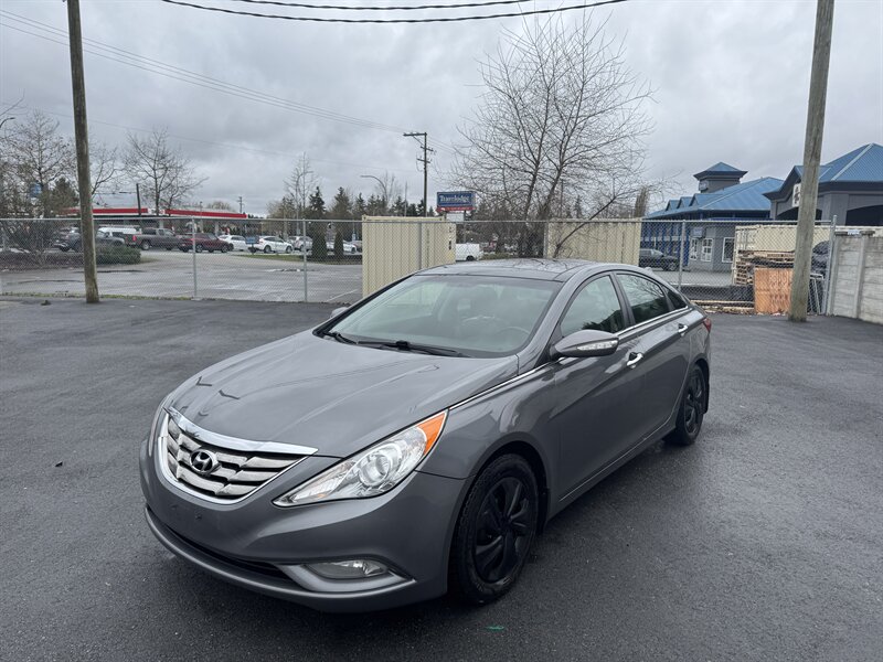 2012 Hyundai SONATA Limited  