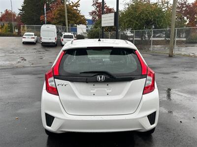 2016 Honda Fit LX   - Photo 12 - Langley, BC V3A 4H1