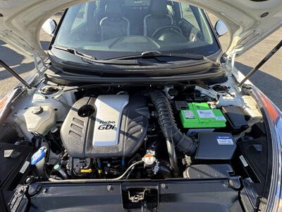 2016 Hyundai VELOSTER Turbo R-Spec   - Photo 11 - Langley, BC V3A 4H1