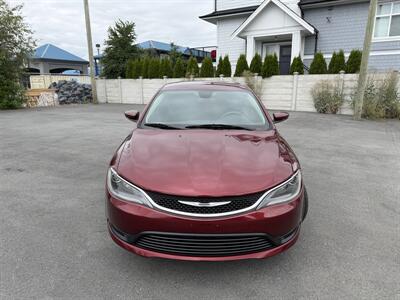 2015 Chrysler 200 LX   - Photo 2 - Langley, BC V3A 4H1