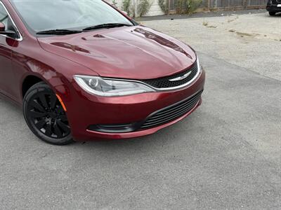 2015 Chrysler 200 LX   - Photo 13 - Langley, BC V3A 4H1
