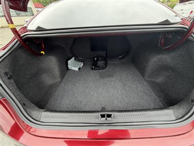 2015 Chrysler 200 LX   - Photo 21 - Langley, BC V3A 4H1