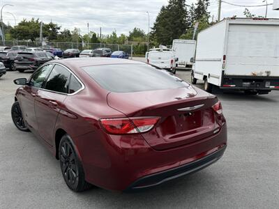 2015 Chrysler 200 LX   - Photo 7 - Langley, BC V3A 4H1