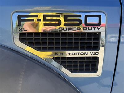 2010 Ford F-550 - Photo 11 - Langley, BC V3A 4H1