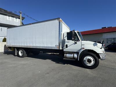 2008 International DuraStar 4300   - Photo 5 - Langley, BC V3A 4H1
