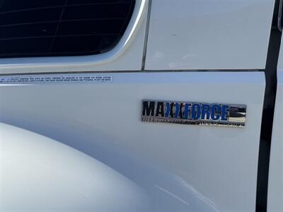 2008 International DuraStar 4300   - Photo 14 - Langley, BC V3A 4H1