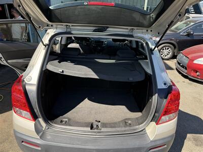 2016 Chevrolet Trax LS - Photo 7 - Langley, BC V3A 4H1