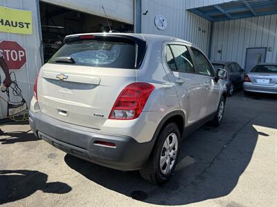 2016 Chevrolet Trax LS - Photo 4 - Langley, BC V3A 4H1
