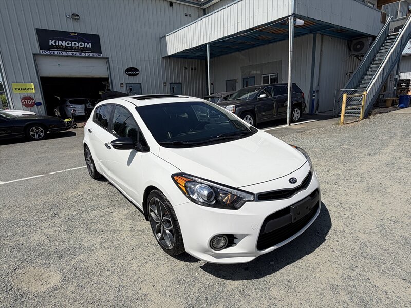 2014 Kia Forte5 SX   - Photo 1 - Langley, BC V3A 4H1