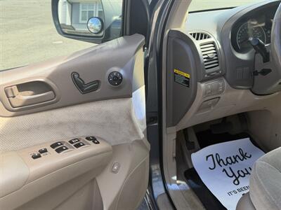 2006 Kia Sedona EX - Photo 15 - Langley, BC V3A 4H1