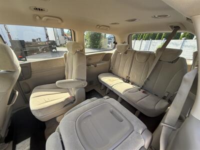 2006 Kia Sedona EX - Photo 16 - Langley, BC V3A 4H1