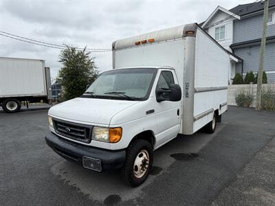 2006 Ford E-350 SD - Photo 2 - Langley, BC V3A 4H1
