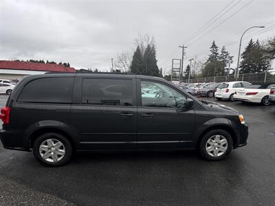 2012 Dodge Grand Caravan SXT   - Photo 4 - Langley, BC V3A 4H1