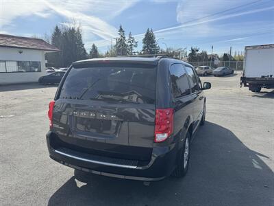 2012 Dodge Grand Caravan SXT   - Photo 5 - Langley, BC V3A 4H1