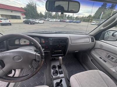 2003 Toyota Tacoma PreRunner V6   - Photo 3 - Langley, BC V3A 4H1