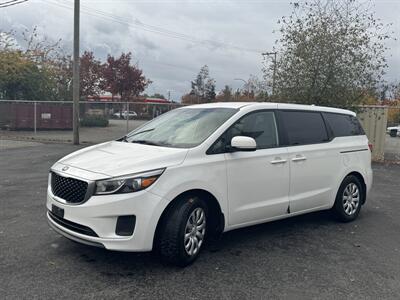 2017 Kia Sedona L - Photo 4 - Langley, BC V3A 4H1