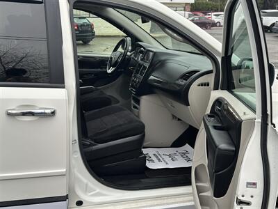 2011 Dodge Grand Caravan Express   - Photo 37 - Langley, BC V3A 4H1