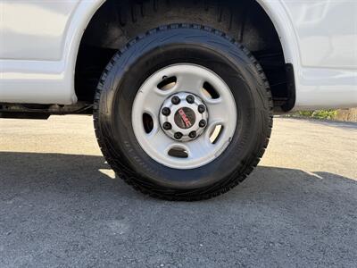 2014 GMC Savana 2500   - Photo 23 - Langley, BC V3A 4H1