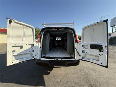 2014 GMC Savana 2500   - Photo 5 - Langley, BC V3A 4H1